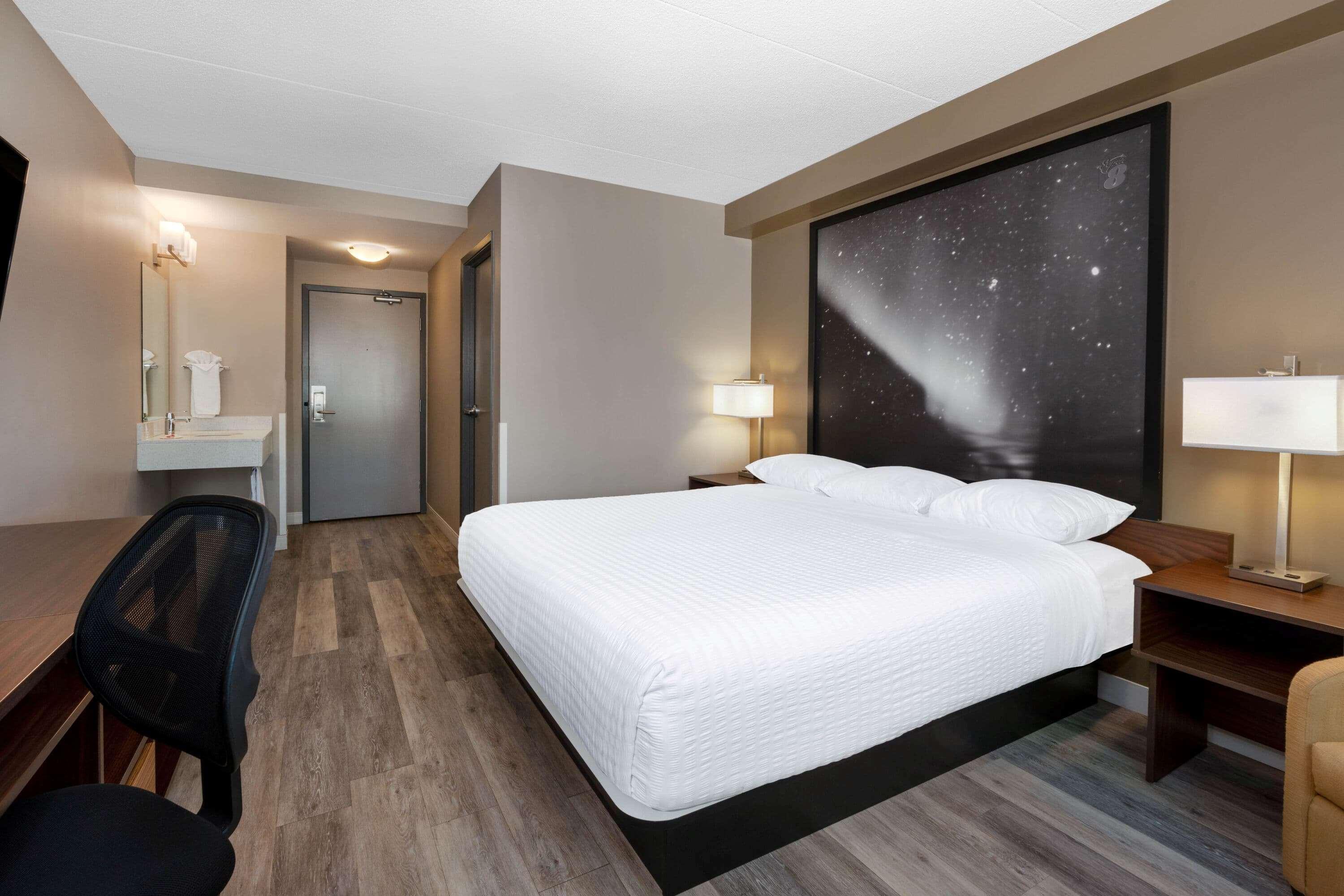 Super 8 By Wyndham Winnipeg West Exteriör bild